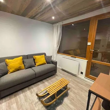 Le Pierrer 5 4 Couchages فالموريل